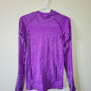 Lululemon Long Sleeve Hooded Shirt